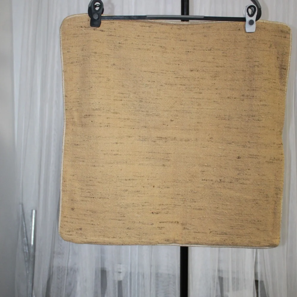 Pottery Barn. Cotton-Linen Blend Textured Pillow Cover. 24